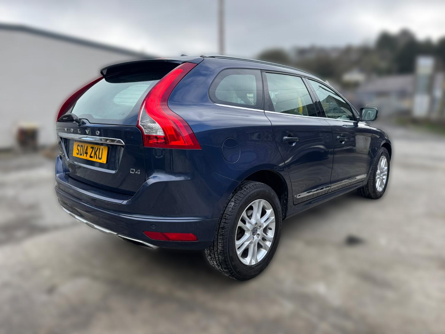 Used Volvo XC60 2014 for sale - 77998630: Photo 5