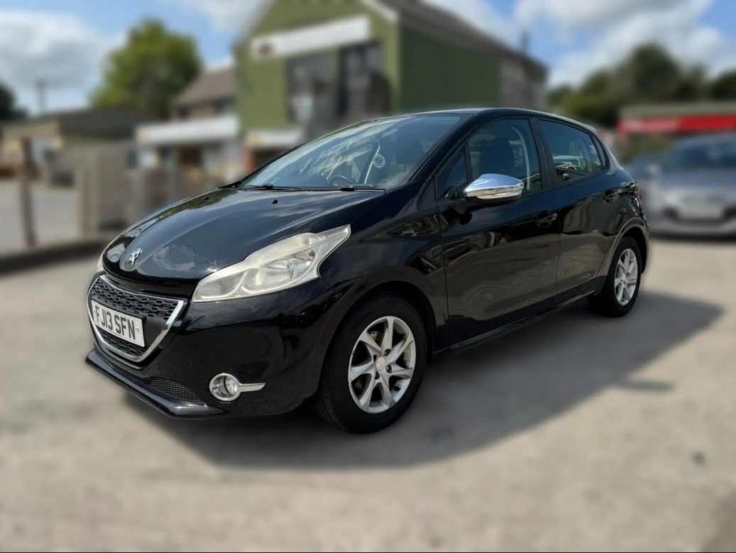 Used Peugeot 208 2013 for sale - 76625200: Photo 1