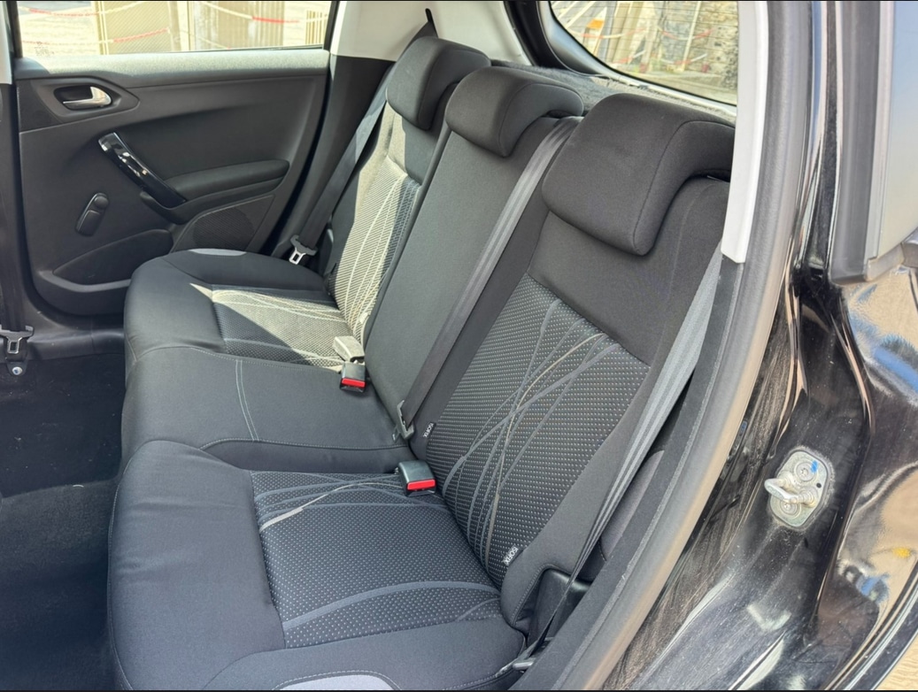 Used Peugeot 208 2013 for sale - 76625200: Photo 15