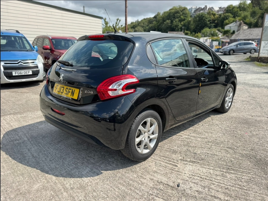 Used Peugeot 208 2013 for sale - 76625200: Photo 6