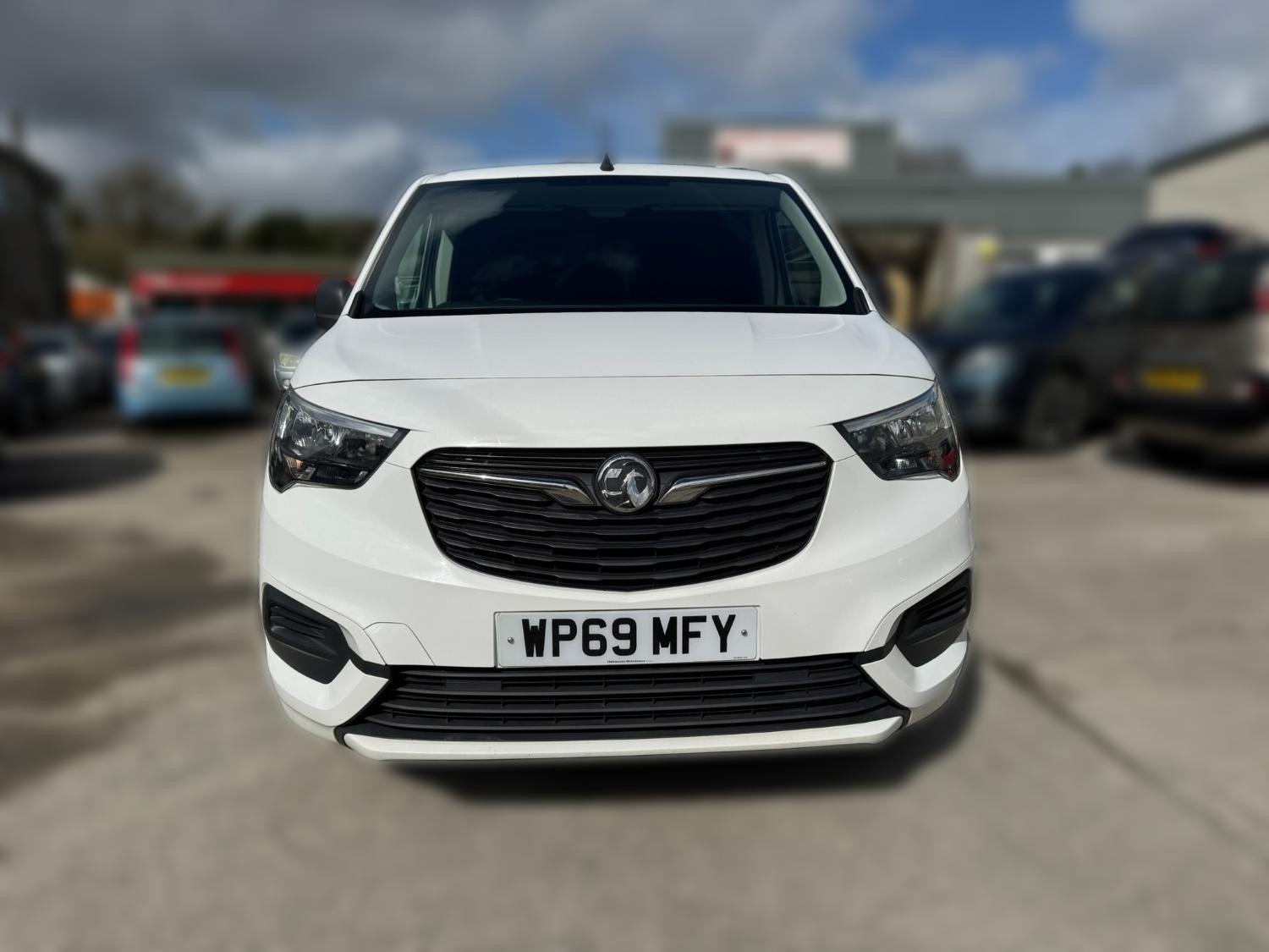 Used Vauxhall Combo 2019 for sale - 78029586: Photo 2