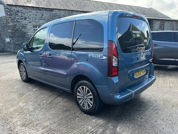Used Peugeot Partner Tepee 2014 for sale - 75773535: Photo