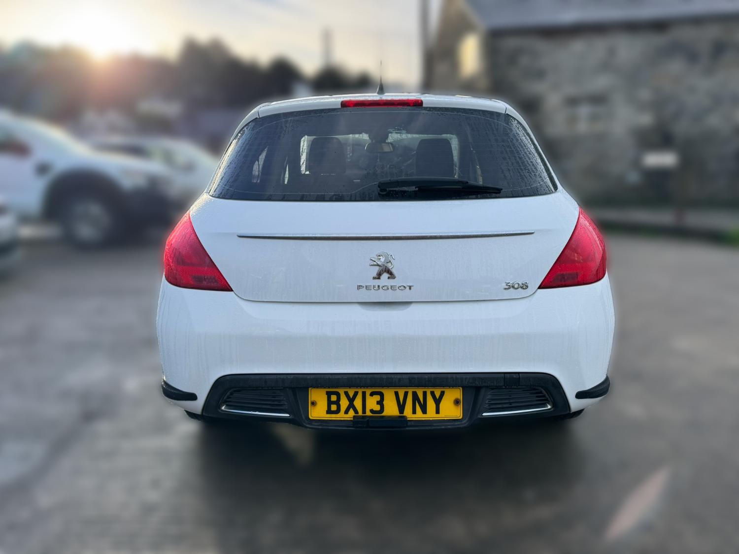 Used Peugeot 308 2013 for sale - 76958637: Photo 5