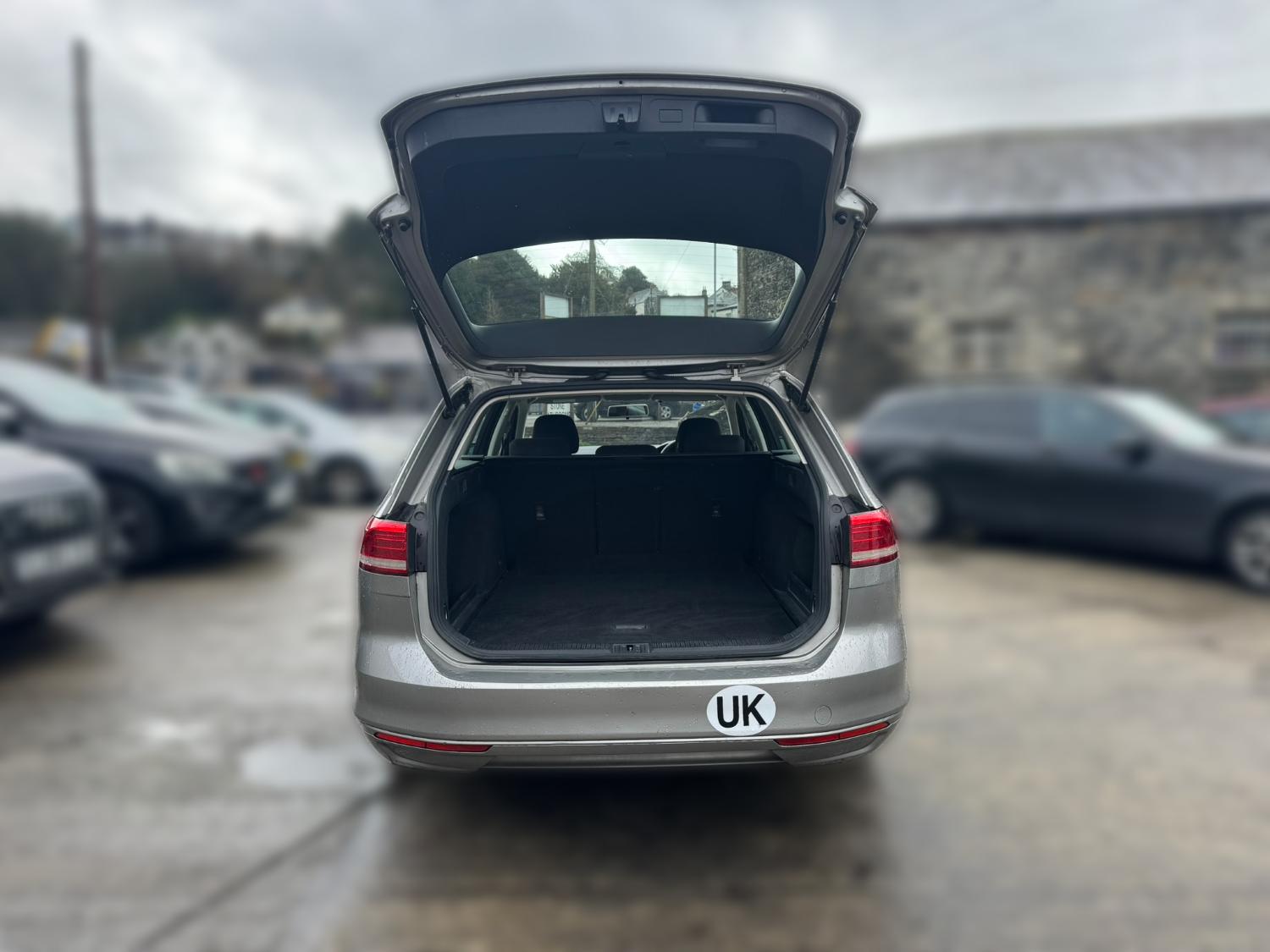 Used Volkswagen Passat 2015 for sale - 77731019: Photo 5