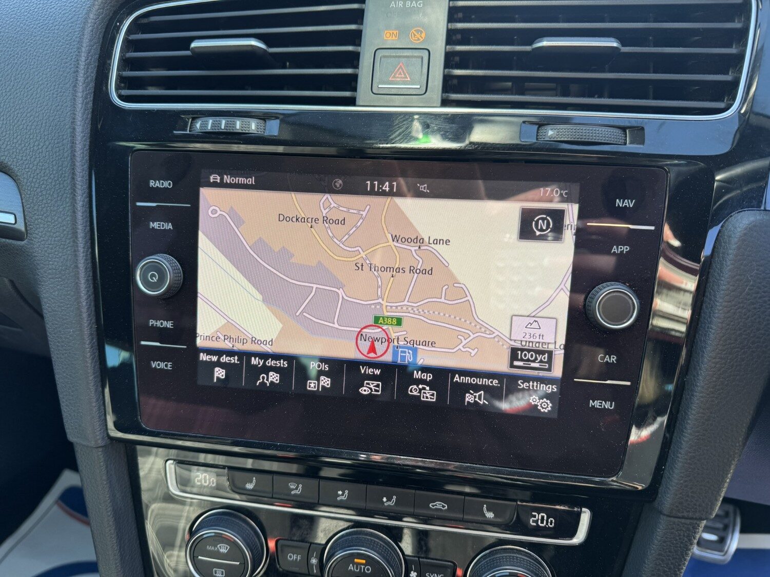 Used Volkswagen Golf 2017 for sale - 77998637: Photo 17