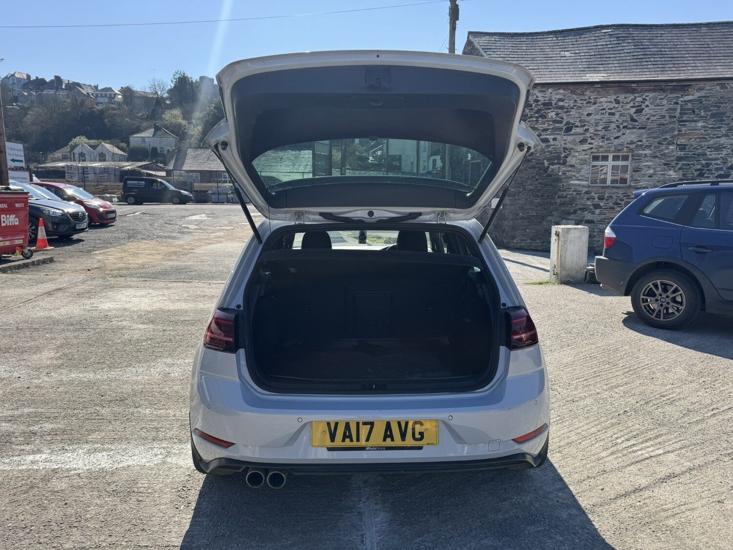 Used Volkswagen Golf 2017 for sale - 77998637: Photo 8