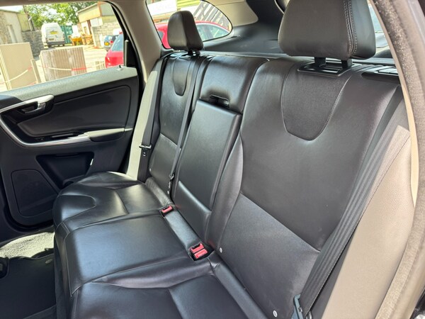Used Volvo XC60 2015 for sale - 74927590: Photo 15