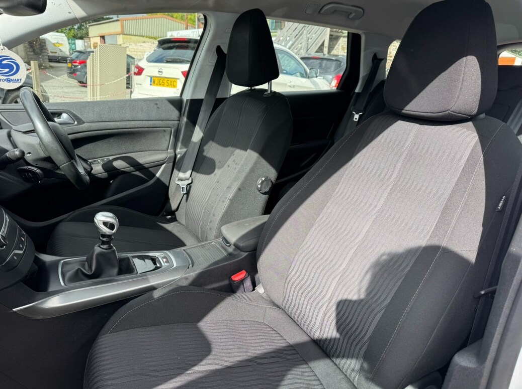 Used Peugeot 308 2014 for sale - 76625199: Photo 13