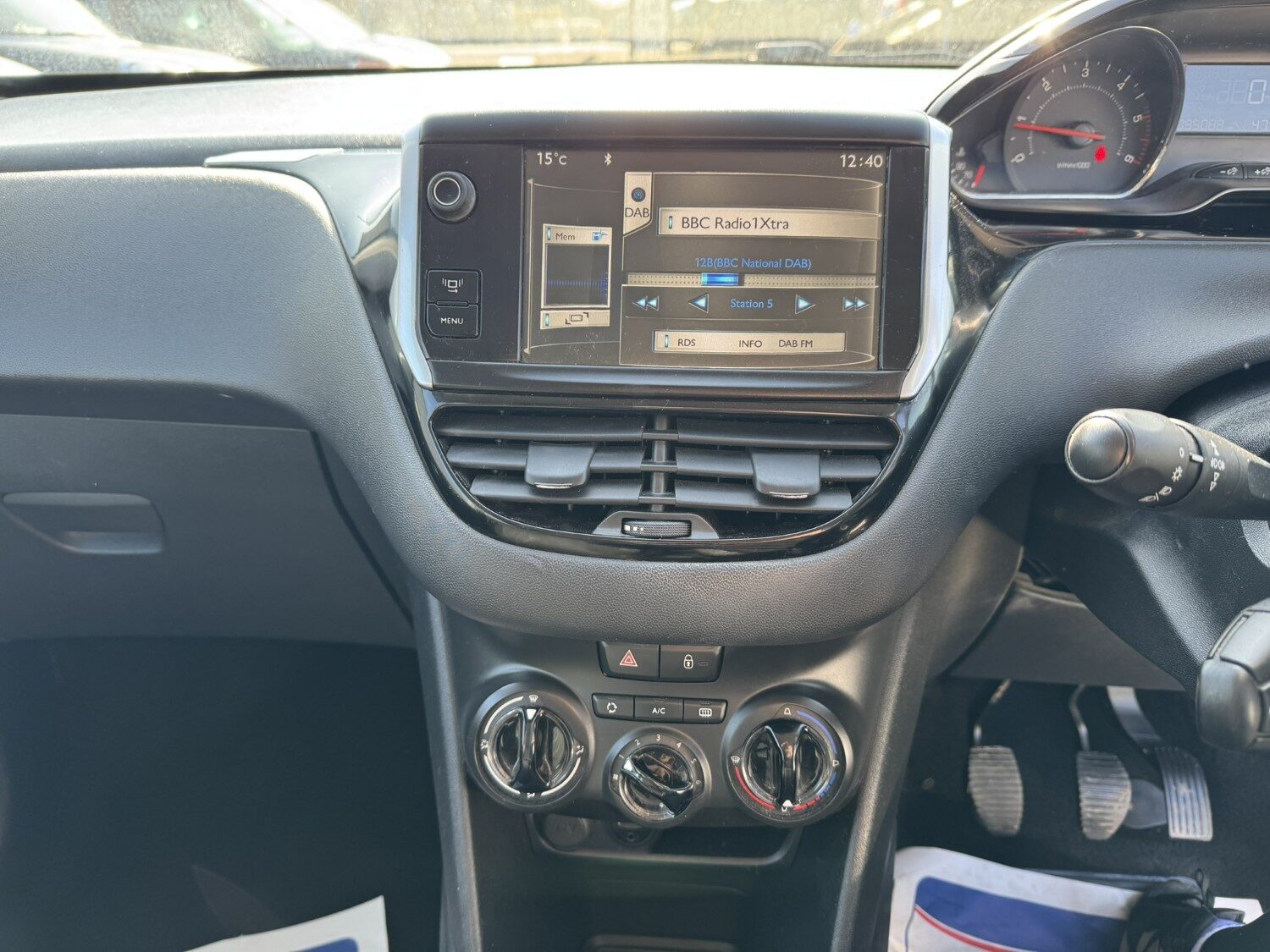 Used Peugeot 208 2013 for sale - 77764167: Photo 17