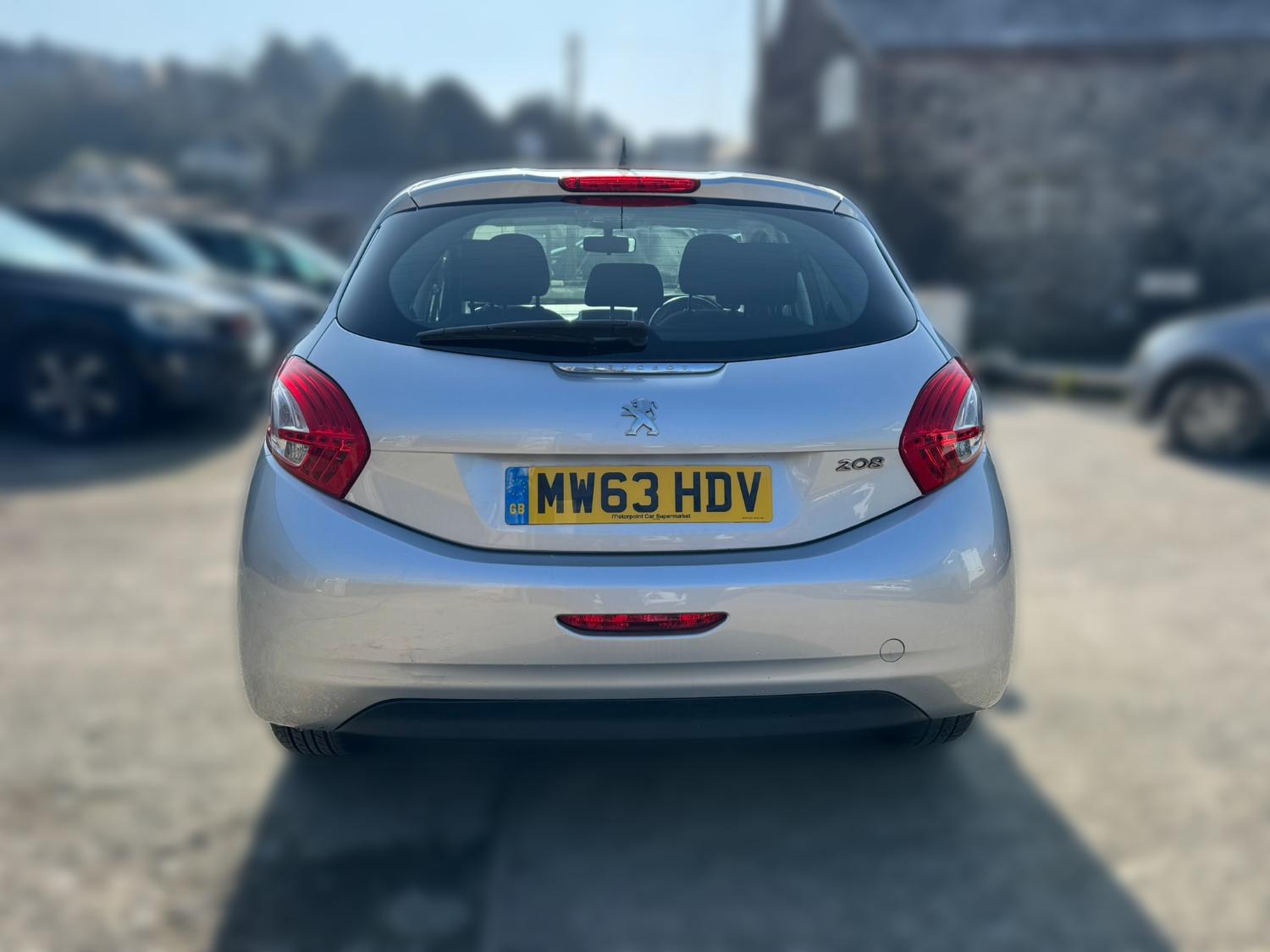 Used Peugeot 208 2013 for sale - 77764167: Photo 5