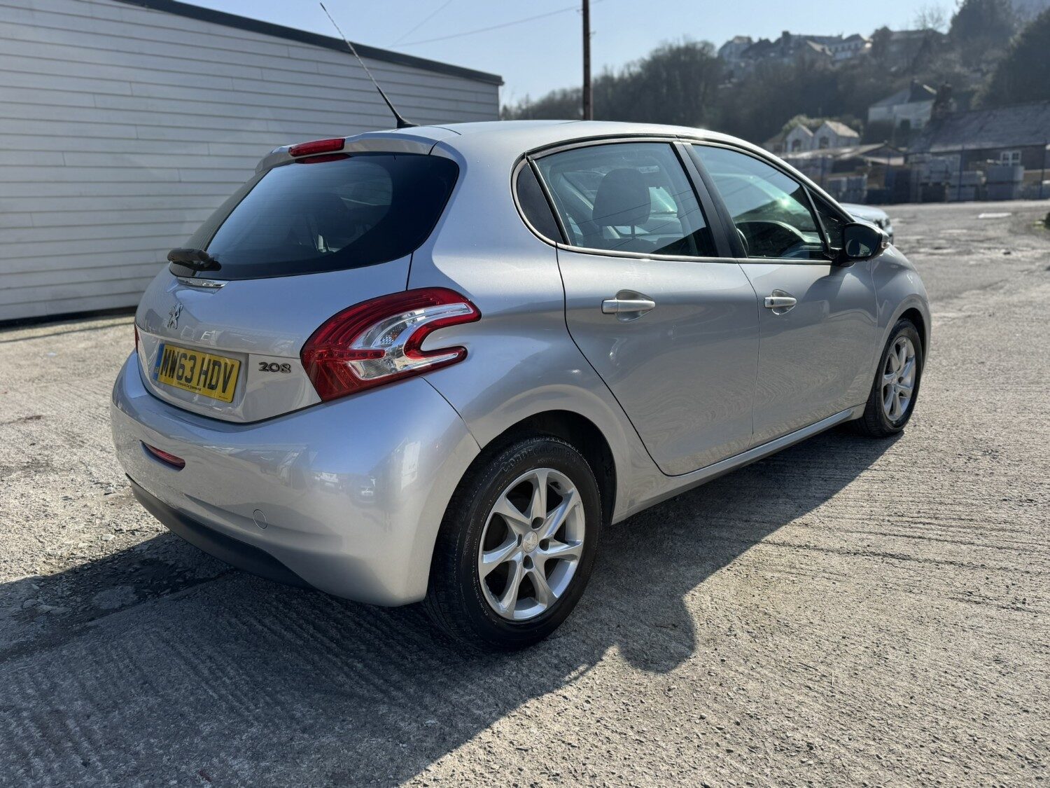 Used Peugeot 208 2013 for sale - 77764167: Photo 6