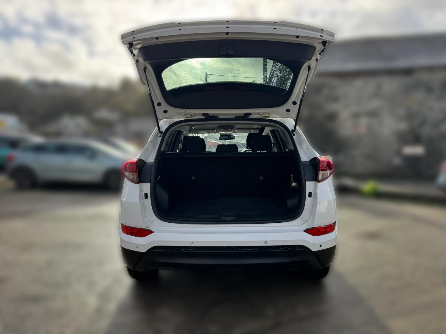 Used Hyundai TUCSON 2016 for sale - 76736536: Photo 7