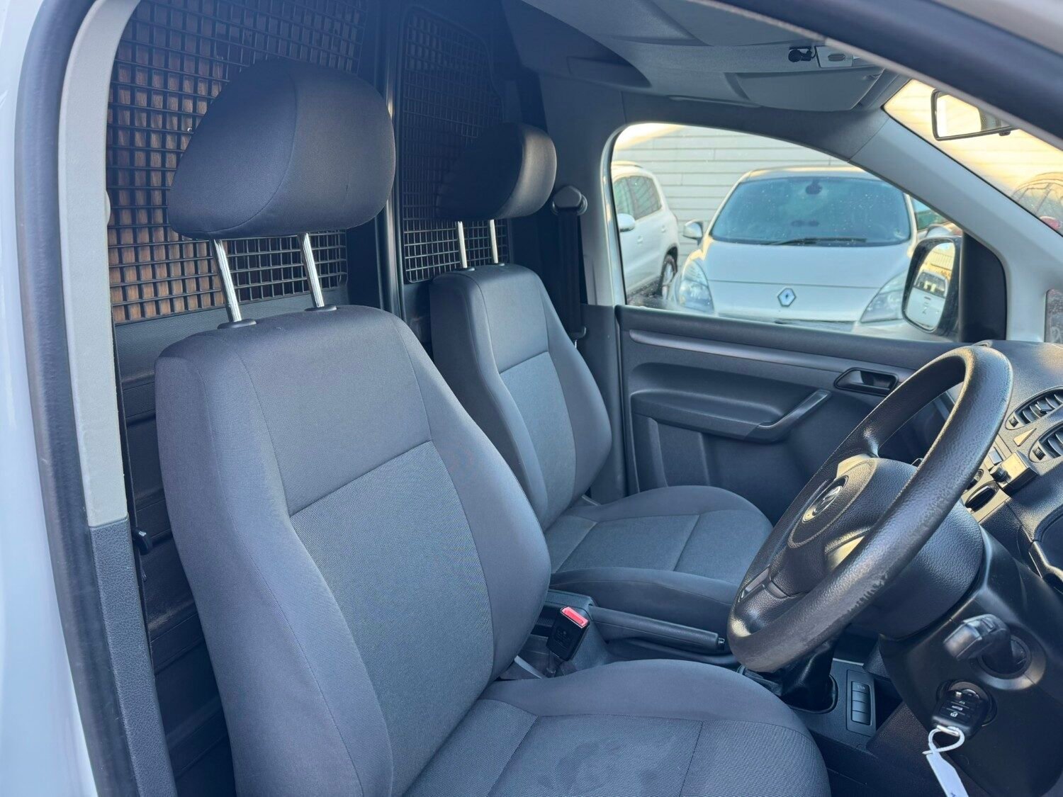 Used Volkswagen Caddy 2014 for sale - 76651149: Photo 10