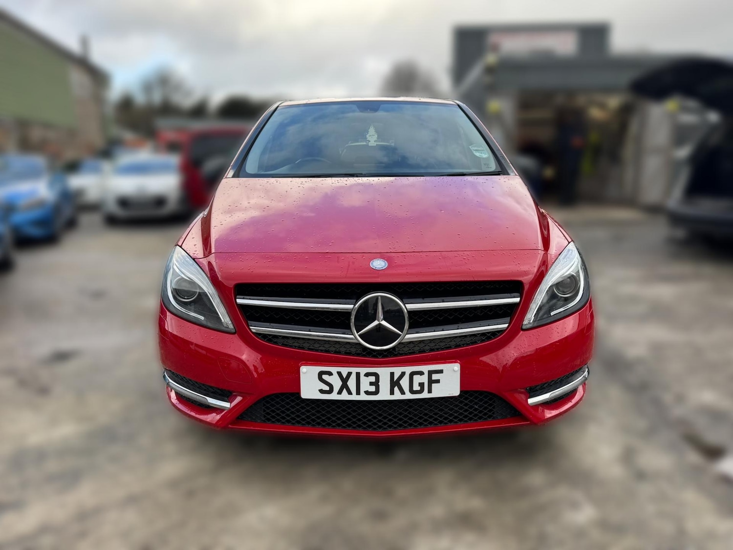 Used Mercedes-Benz B Class 2013 for sale - 77520444: Photo 2