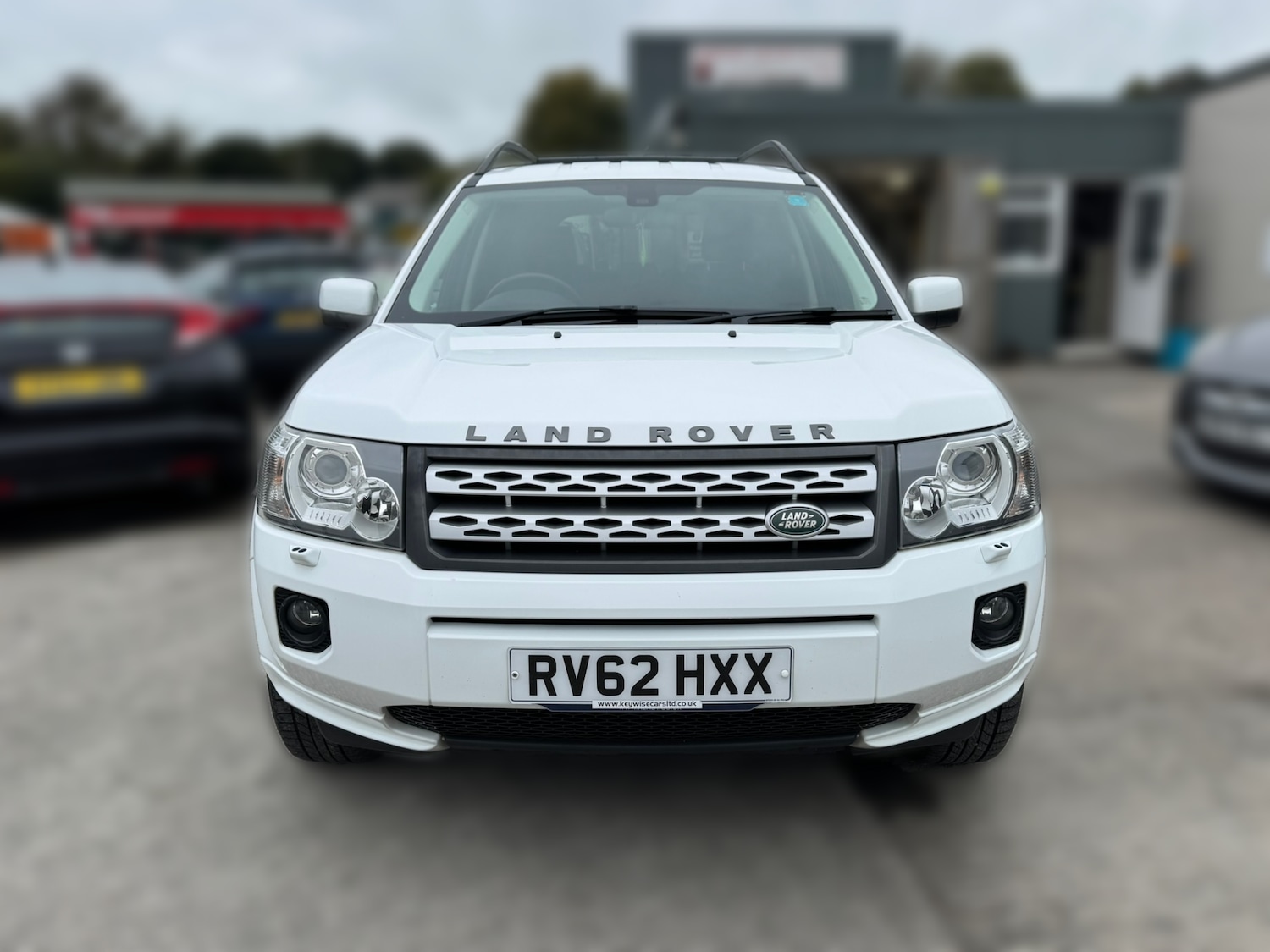 Used Land Rover Freelander 2012 for sale - 76231931: Photo 2
