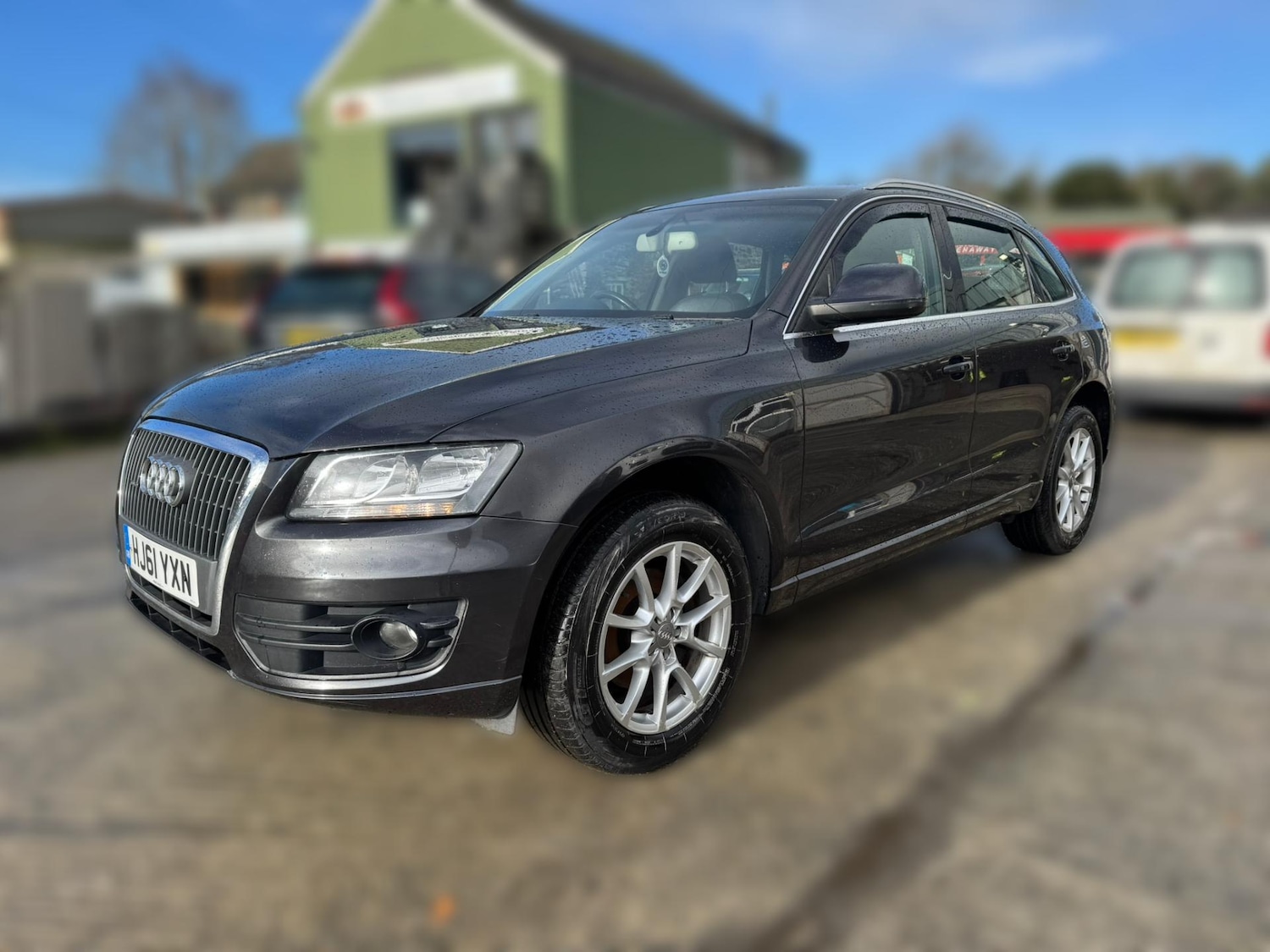 Used Audi Q5 2011 for sale - 77365472: Photo 2