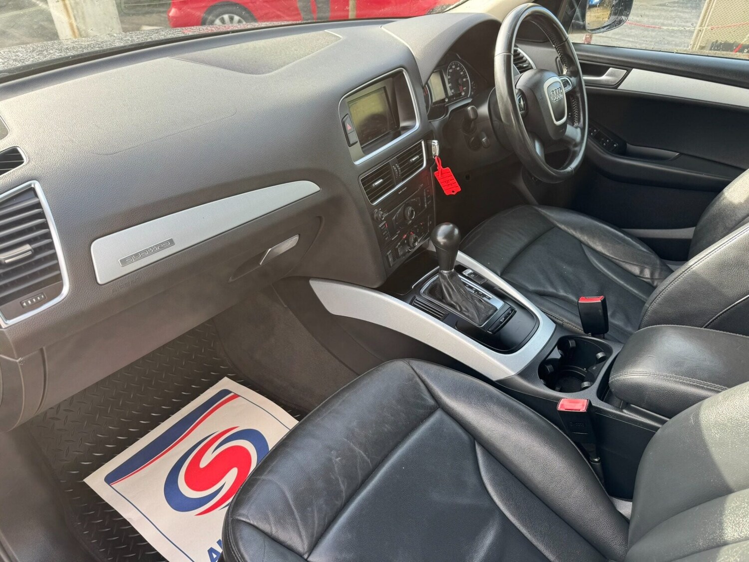 Used Audi Q5 2011 for sale - 77365472: Photo 9