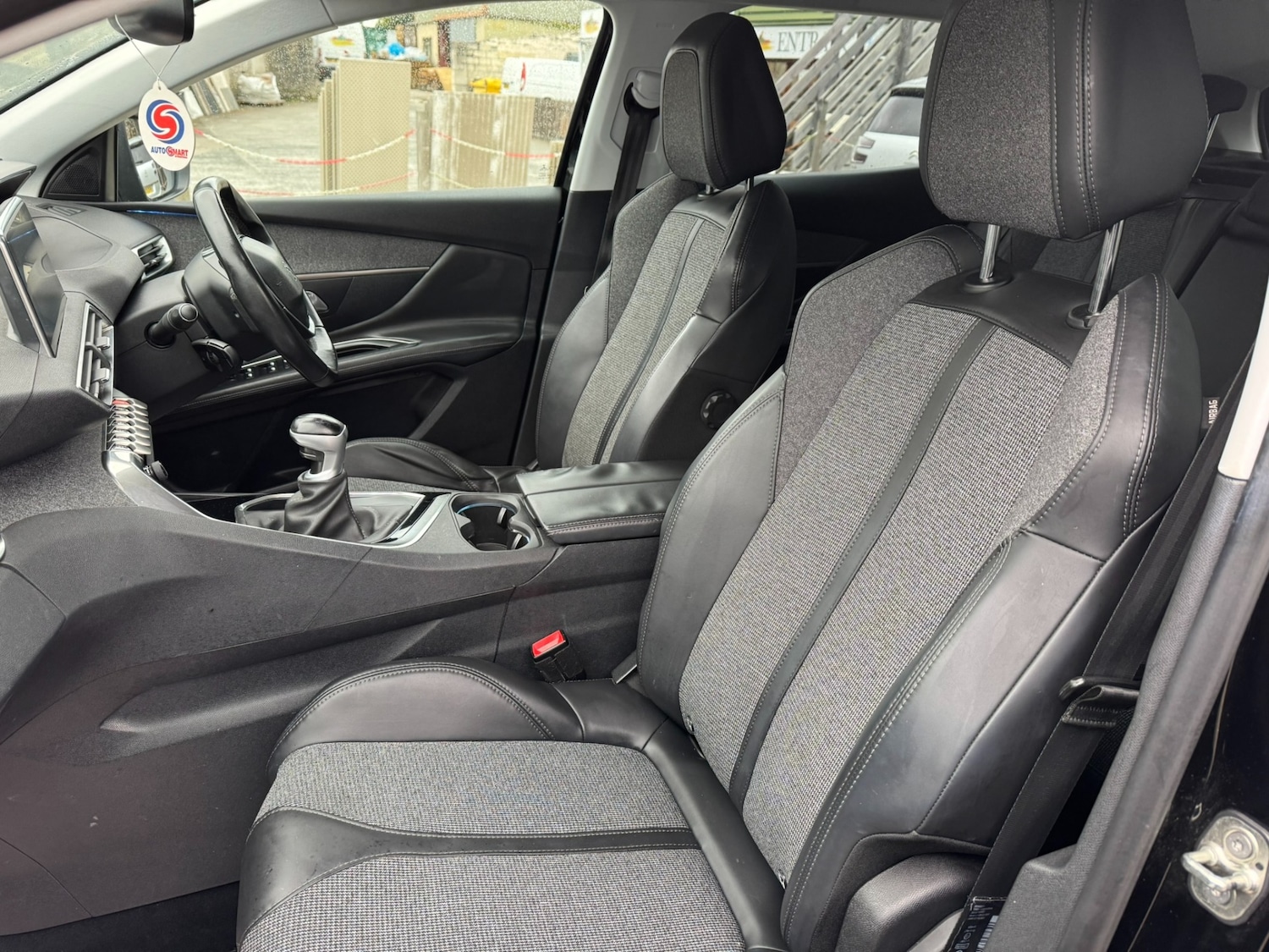 Used Peugeot 3008 2017 for sale - 76299053: Photo 12