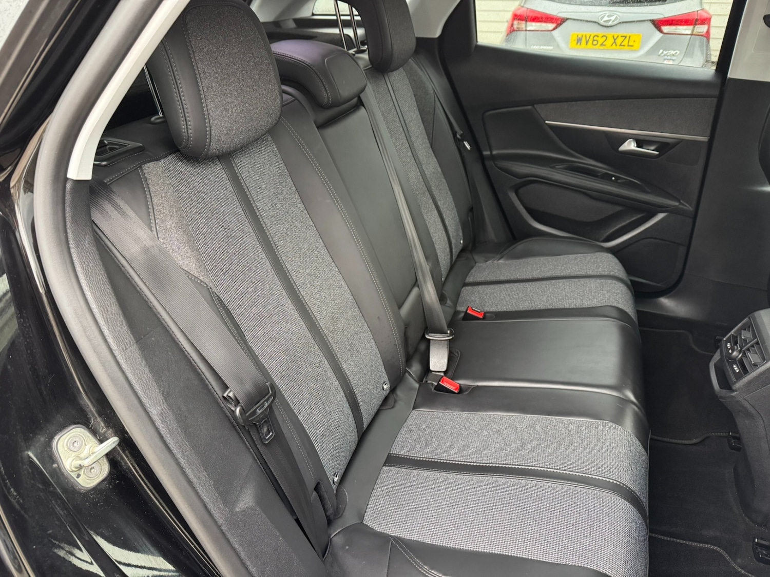 Used Peugeot 3008 2017 for sale - 76299053: Photo 14