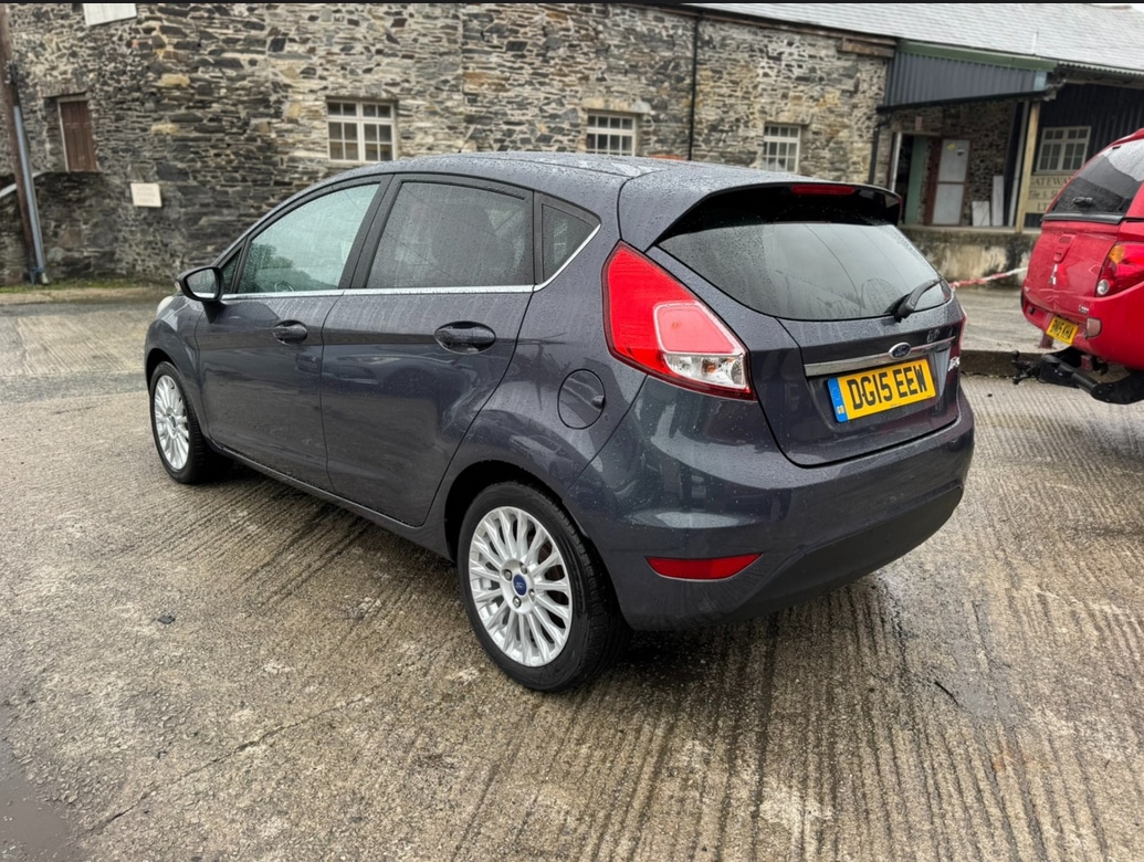 Used Ford Fiesta 2015 for sale - 76625183: Photo 4