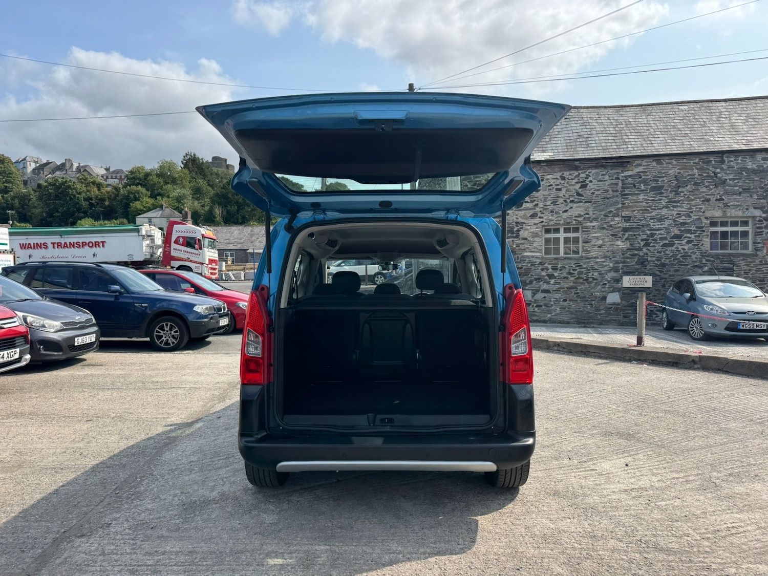Vehicle 7