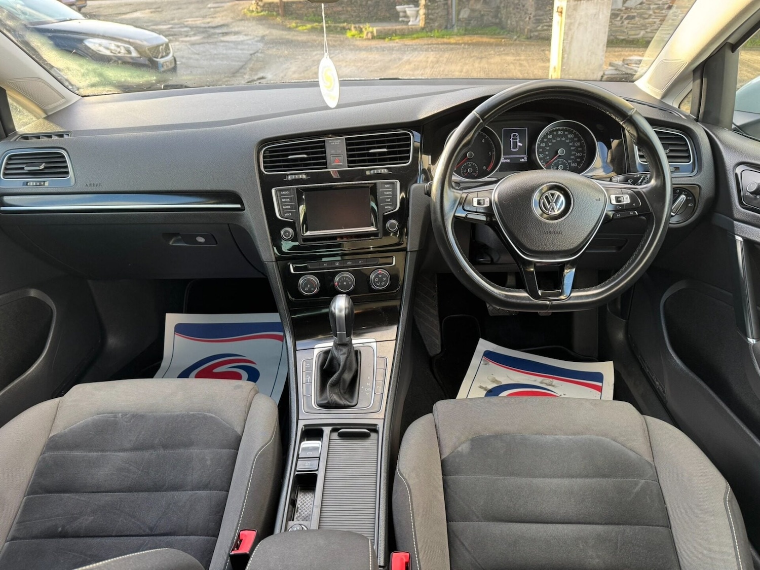 Used Volkswagen Golf 2015 for sale - 77593151: Photo 9