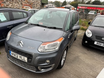 Used Citroen C3 Picasso 2012 for sale - 76299142: Photo 2