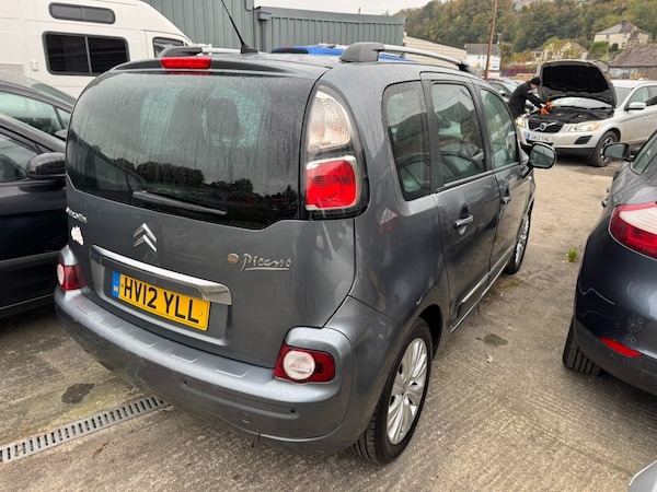 Used Citroen C3 Picasso 2012 for sale - 76299142: Photo 3