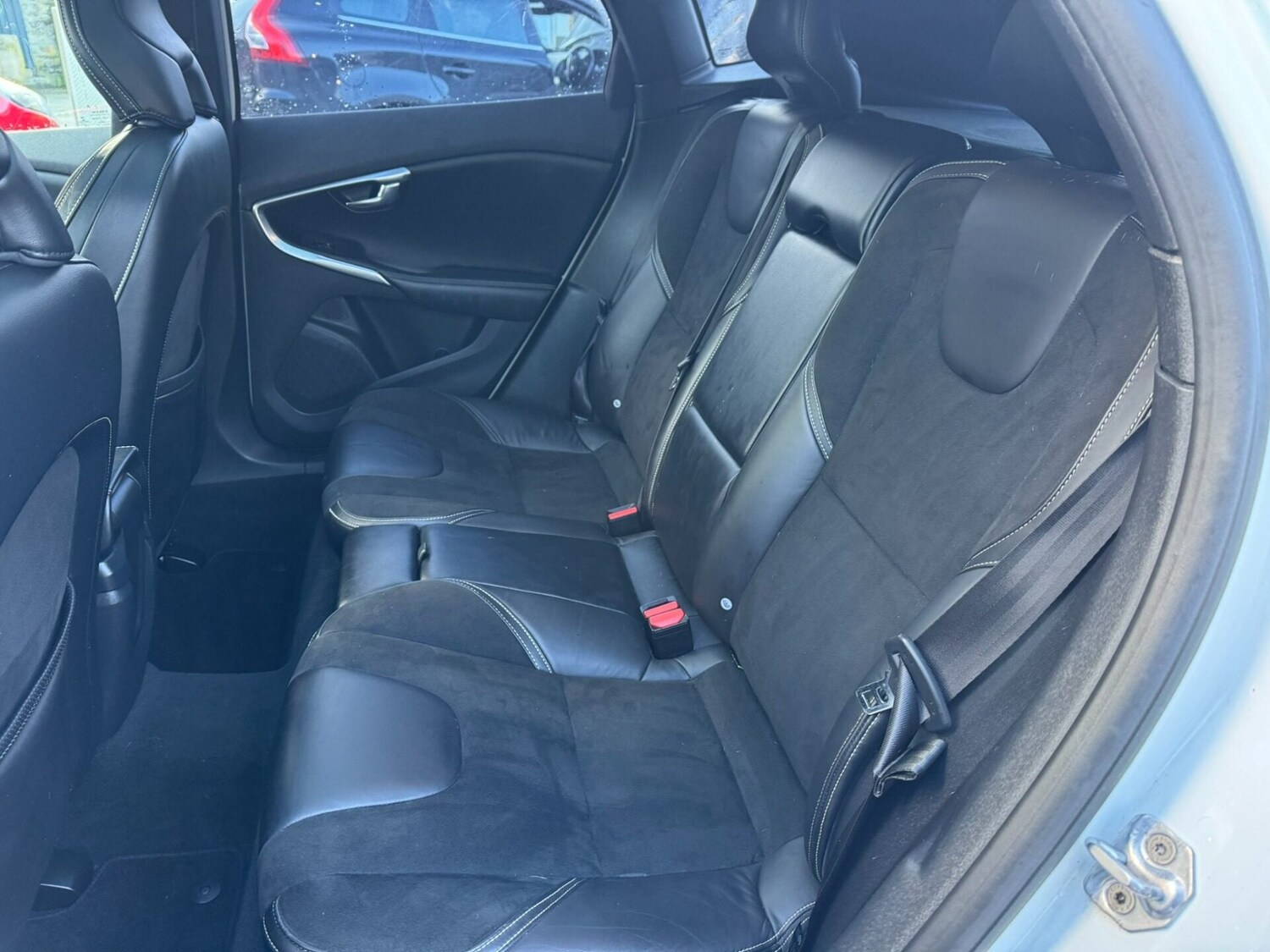 Used Volvo V40 2015 for sale - 77365453: Photo 16