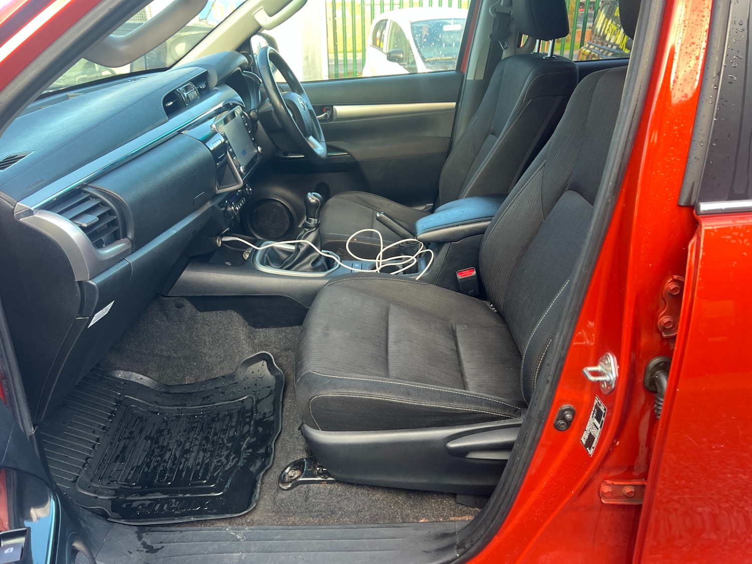 Used Toyota Hilux 2021 for sale - 76613576: Photo 15