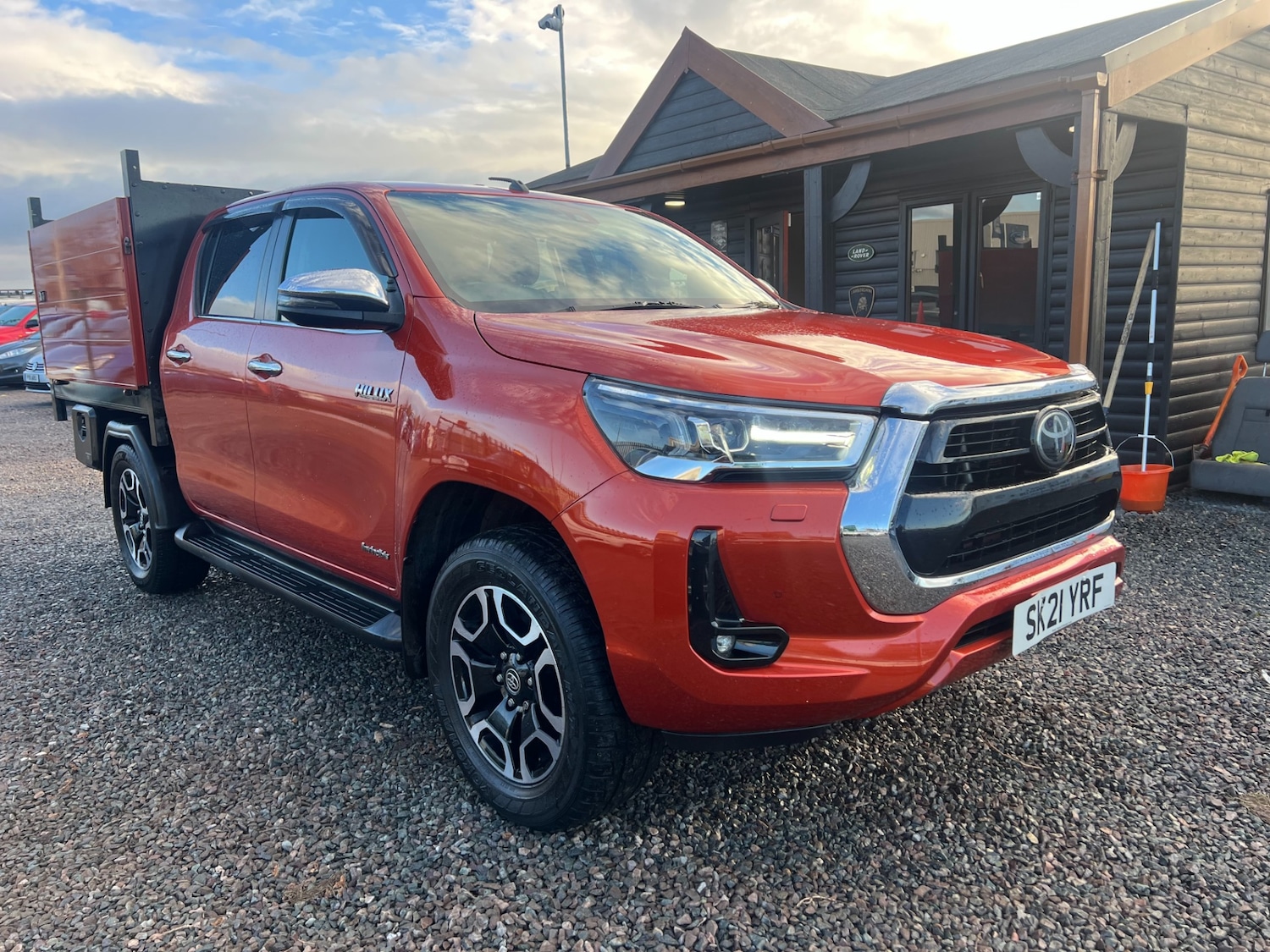 Used Toyota Hilux 2021 for sale - 76613576: Photo 8