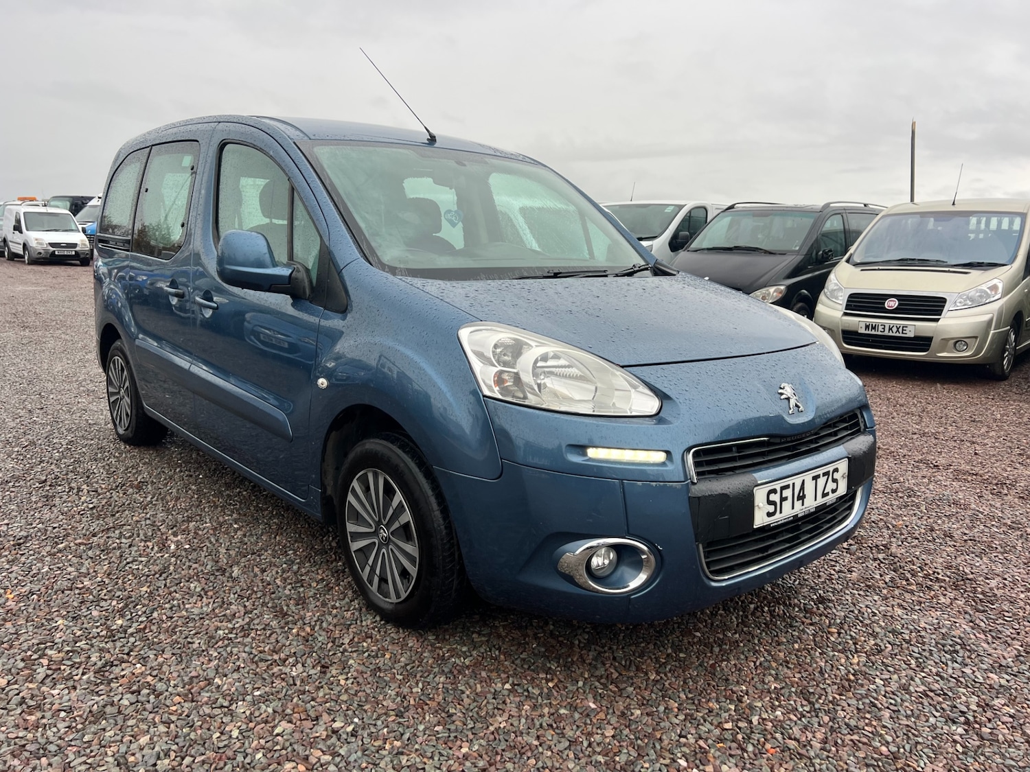 Used Peugeot Partner Tepee 2014 for sale - 76532155: Photo 1