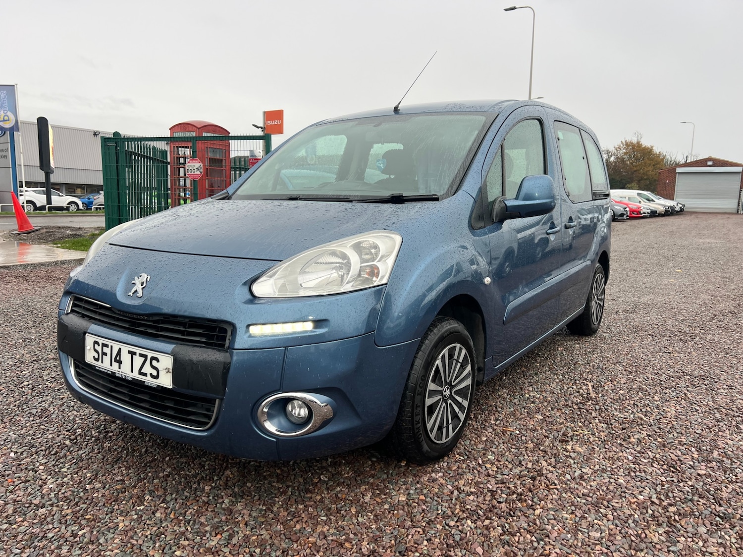 Used Peugeot Partner Tepee 2014 for sale - 76532155: Photo 2