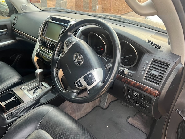 Used Toyota Landcruiser 2015 for sale - 75723769: Photo 16
