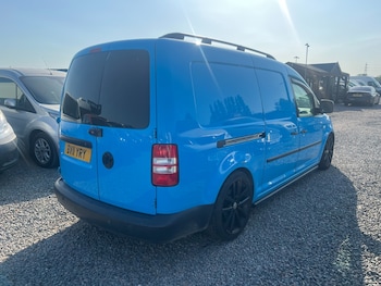 Used Volkswagen Caddy Maxi 2011 for sale - 78726356: Photo