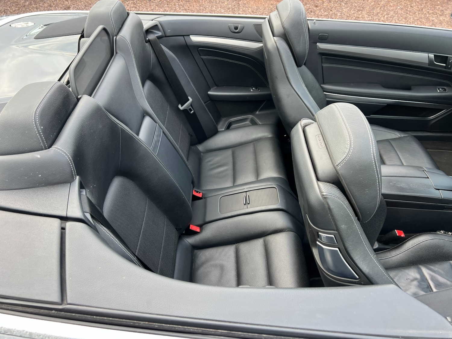 Used Mercedes-Benz E Class 2015 for sale - 76531038: Photo 11