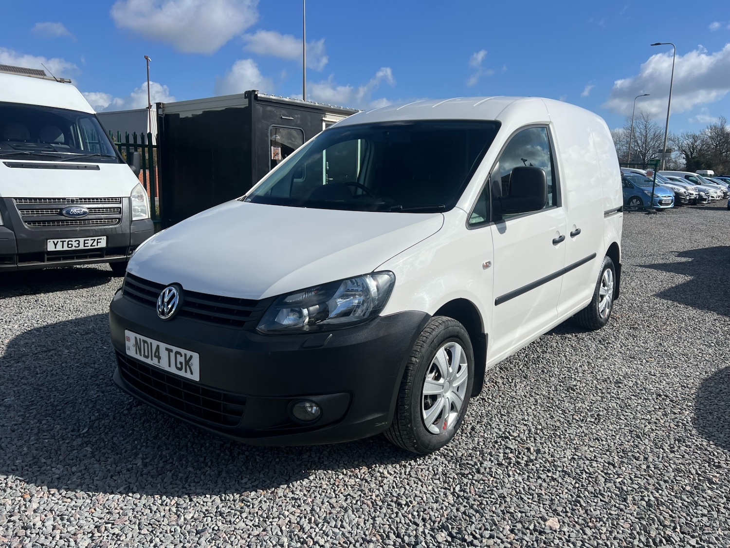 Used Volkswagen Caddy 2014 for sale - 77888975: Photo 2
