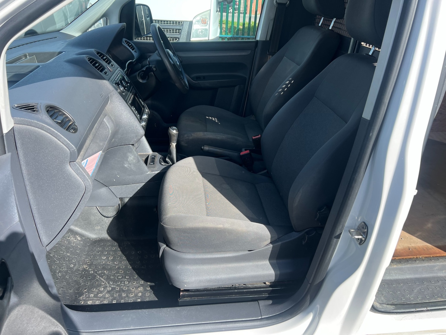 Used Volkswagen Caddy 2014 for sale - 77888975: Photo 9