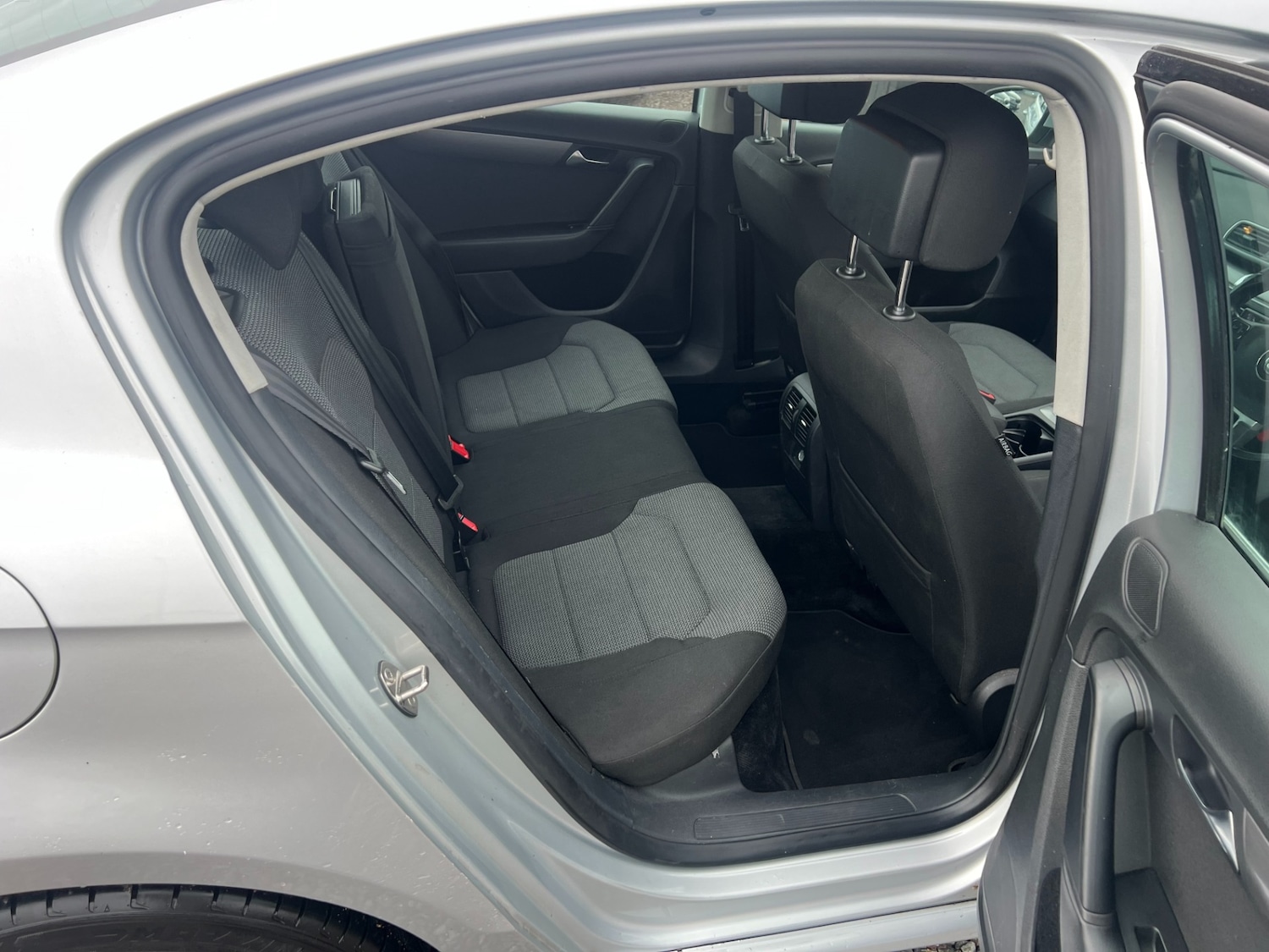 Used Volkswagen Passat 2011 for sale - 76534313: Photo 11