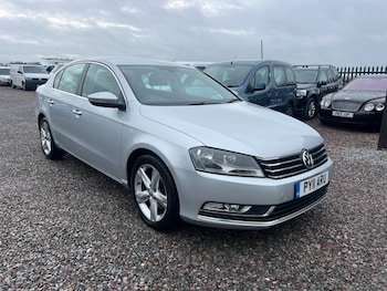 Used Volkswagen Passat 2011 for sale - 76534313: Photo