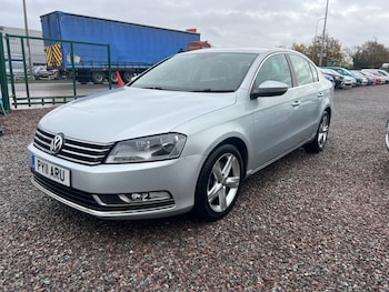 Used Volkswagen Passat 2011 for sale - 76534313: Photo