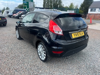 Used Ford Fiesta 2015 for sale - 78643986: Photo