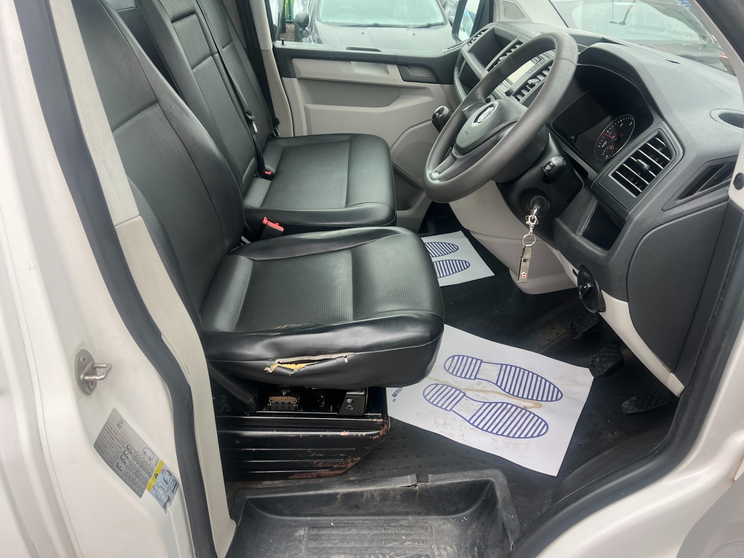 Used Volkswagen Transporter 2018 for sale - 77775268: Photo 12