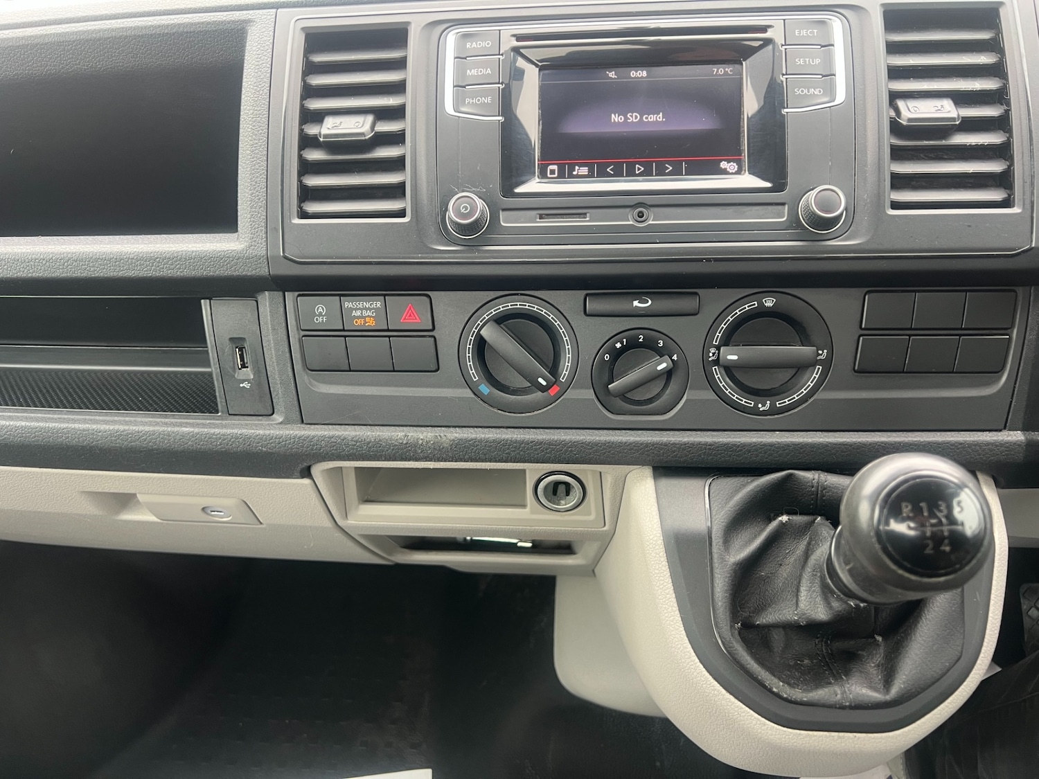 Used Volkswagen Transporter 2018 for sale - 77775268: Photo 15