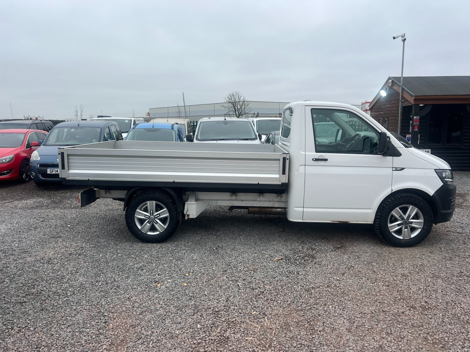 Used Volkswagen Transporter 2018 for sale - 77775268: Photo 6