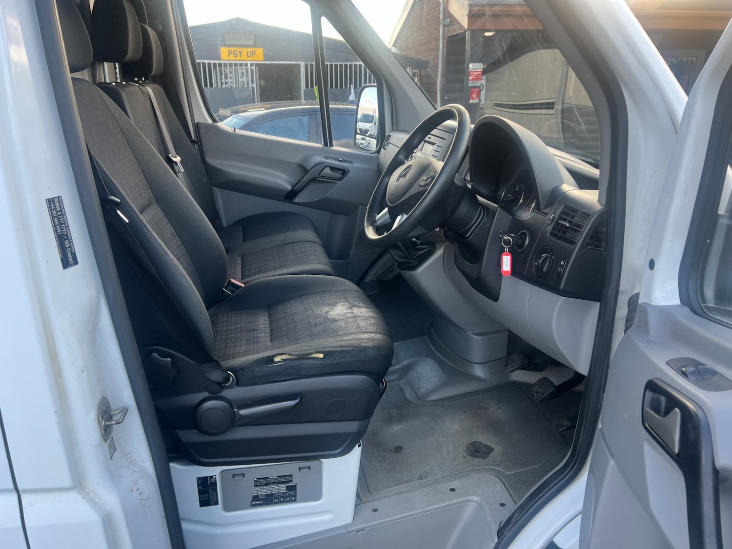 Used Mercedes-Benz Sprinter 2017 for sale - 75358307: Photo 21