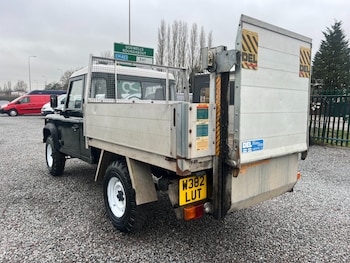 Used Land Rover Defender 2000 for sale - 77690815: Photo