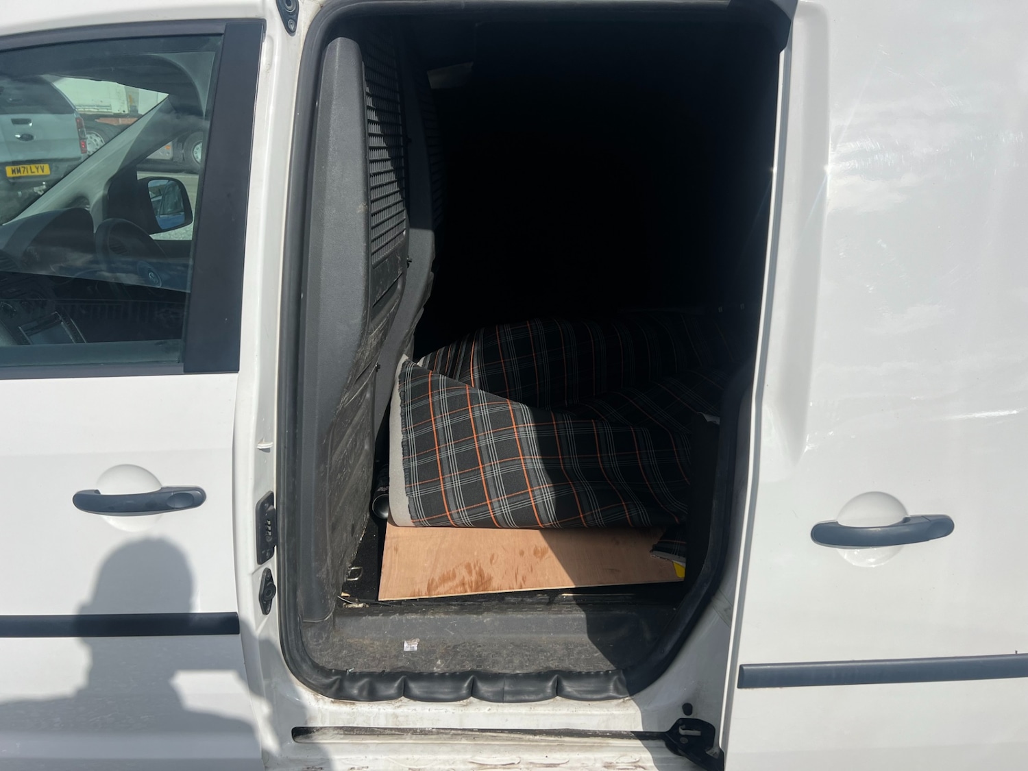 Used Volkswagen Caddy 2011 for sale - 76115289: Photo 9