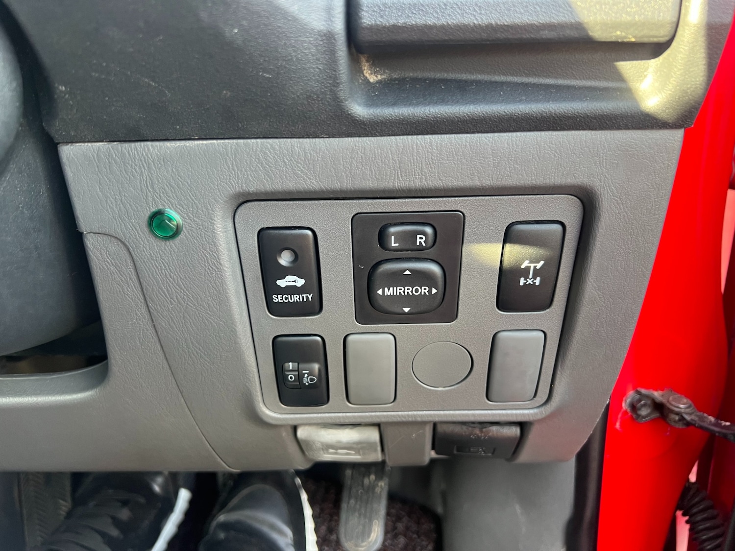 Used Toyota Hilux 2012 for sale - 76565087: Photo 12