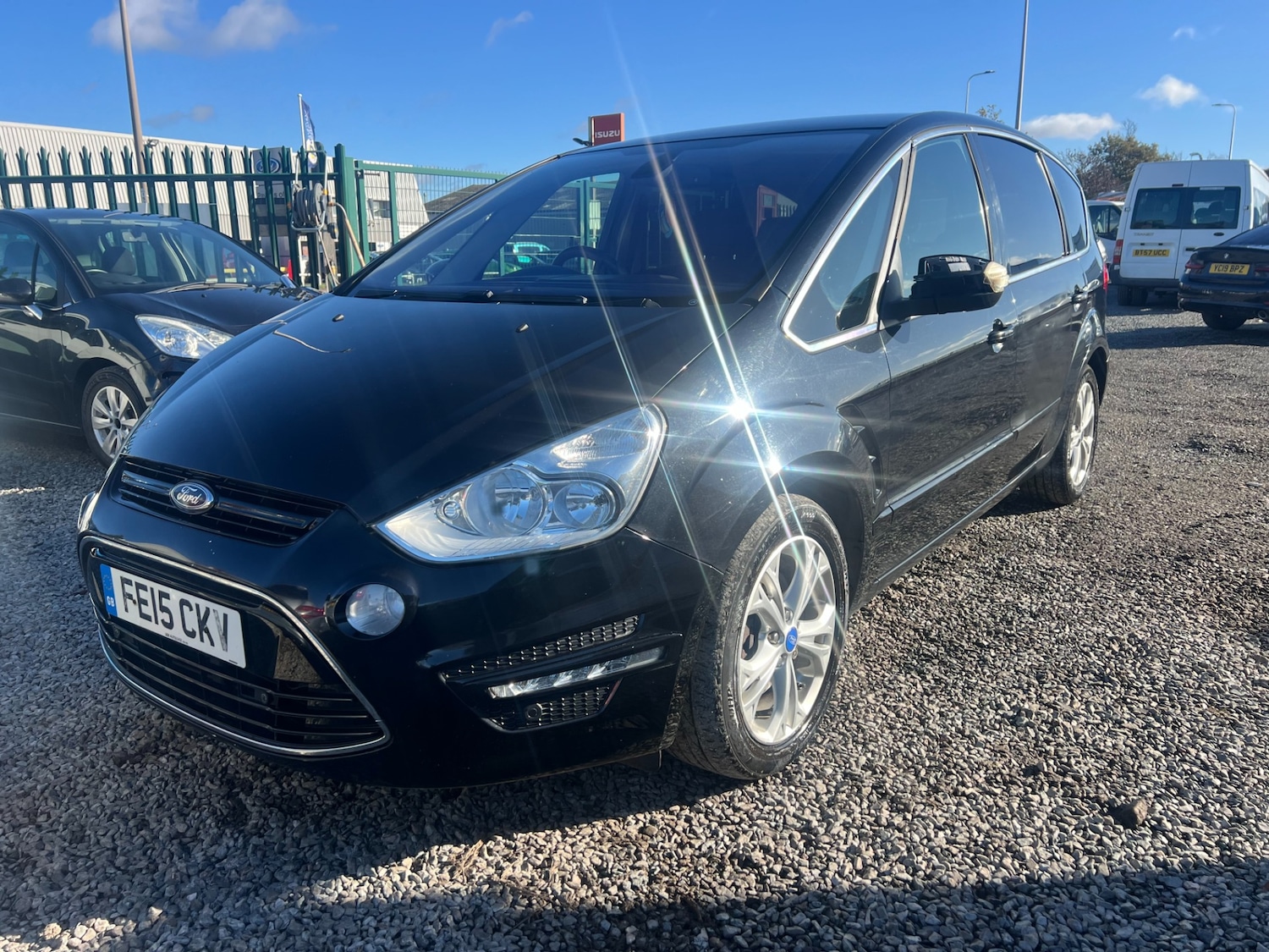 Used Ford S-Max 2015 for sale - 76444350: Photo 2